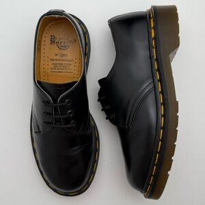 Vintage Dr. Martens England 1461 Black Smooth Leather MIE Oxfords UK 4